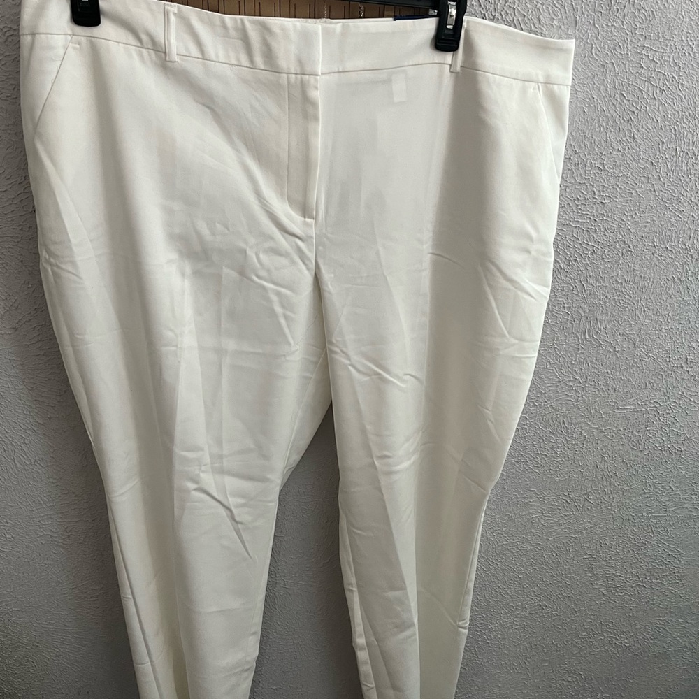 White dress pants 24w NWTS
